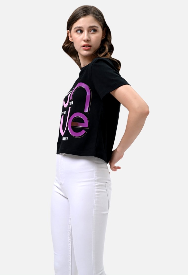 Mia - Cropped T-shirt - Image 4
