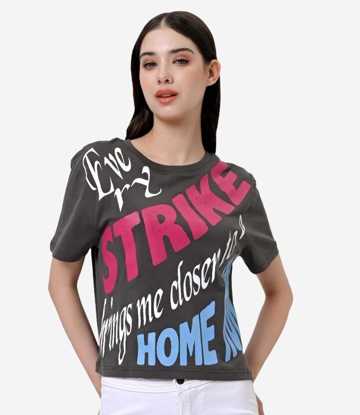 Eve - Cropped T-shirt