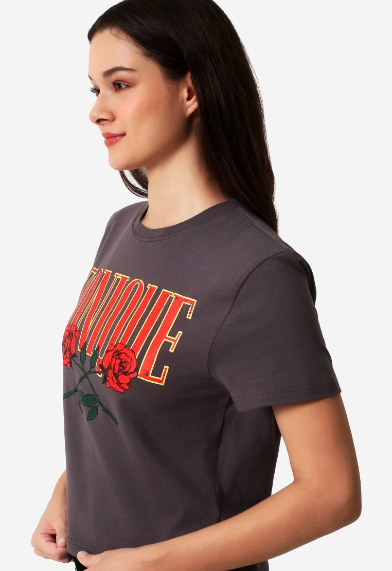 Rose - Cropped T-shirt - Image 4