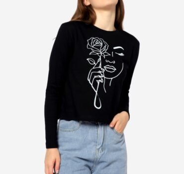 Cassandra –  Cropped T-shirt