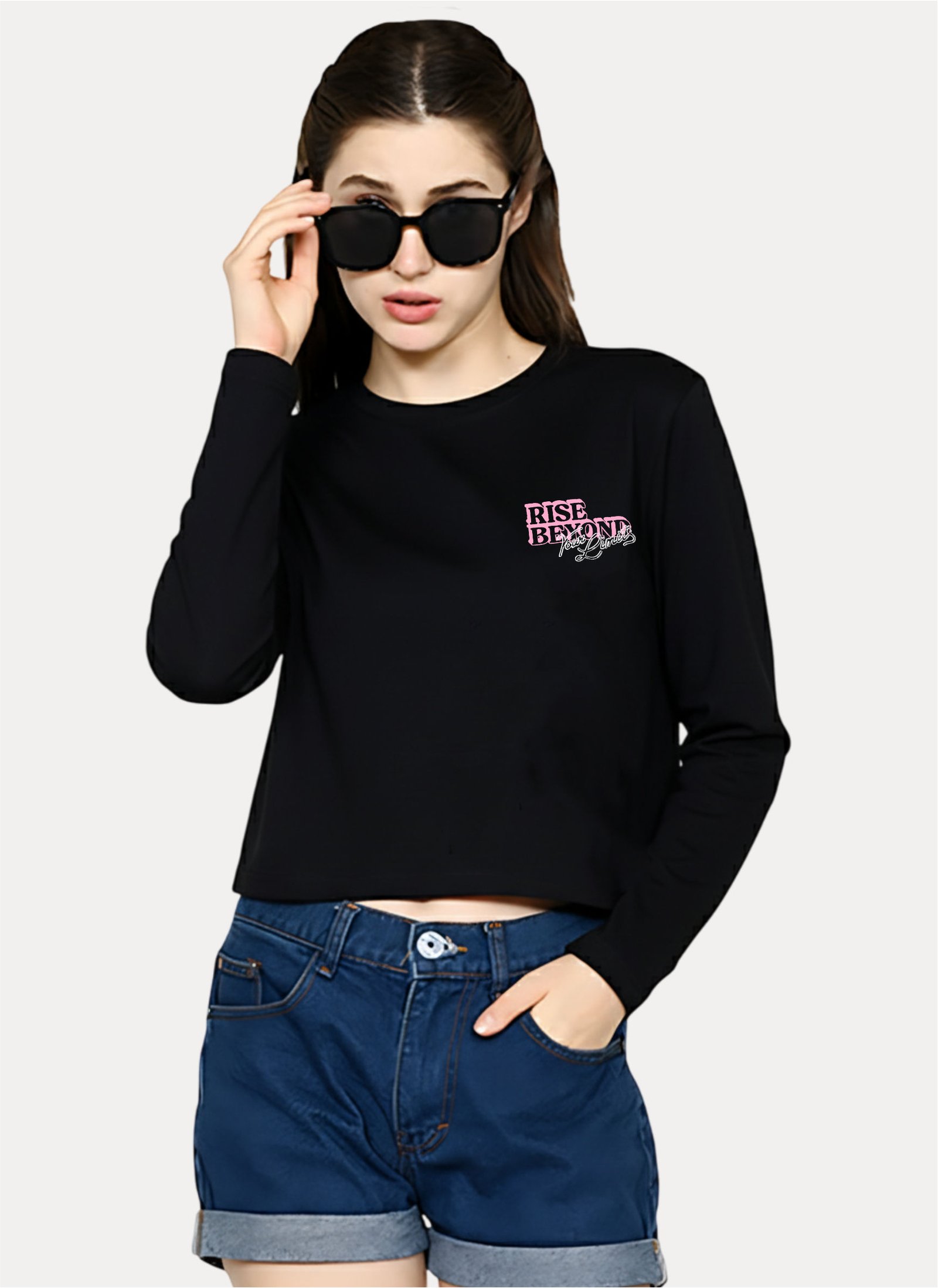 Cropped T-shirt - Image 3