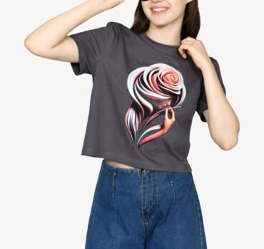 Violet –  Cropped T-shirt