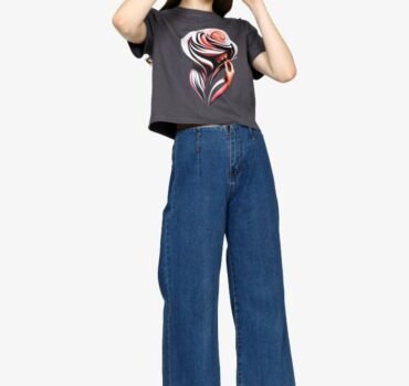 Violet –  Cropped T-shirt